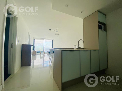 Imagen 3 de 28 de Vendo En Edificio De Categoria Apartamento De 1 Dormitorio Equipado Con Garaje Pta Del Este
