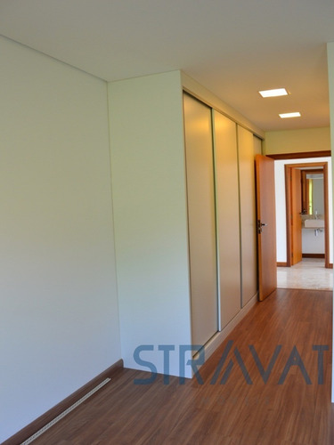 Imagem 27 de 30 de Casa Muito Ampla, Iluminada E Com Vista Magnífica. Acabamento Primoroso, Alto Padrão, Totalmente Equipada, 04 Suítes, Sendo Uma No Piso Térreo E 03 No - Ca00654 - 67774208