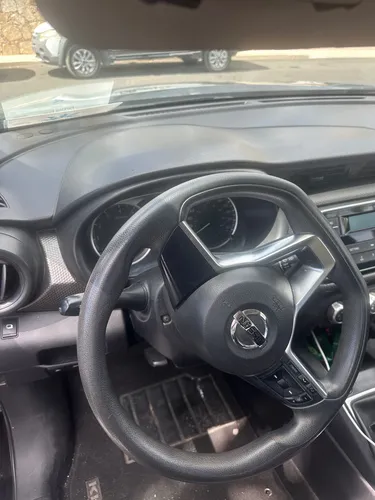 Nissan Kicks 1.6 Sense Mt