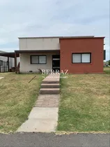 Comprar Casa Alquiler Anual 2 Dormitorios Barrio El Aljibe Lote De 560 M2 Pilar