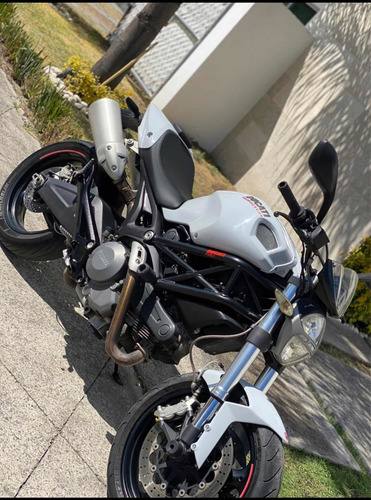 Imagen 3 de 4 de Ducati 2009