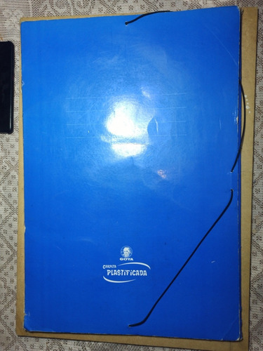 Imagen 5 de 12 de Set Tabla De Dibujo Liceo, Con Funda, Carpeta Y Escuadras