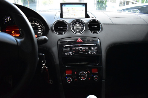Imagen 10 de 15 de Peugeot Rcz 1.6 Thp 200cv 6mt 2013 - 20.700km