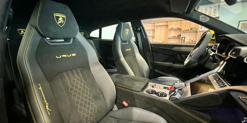 Lamborghini Urus 4.0 V8 Performante At