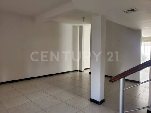Imagen 7 de 24 de Casas En Renta Zona Reliz Cerrada Castilla Chihuahua