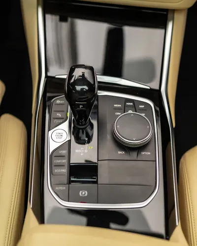 BMW Serie 3 2.0 330I G20 Sport Line