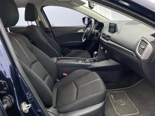 Mazda 3 2.0 Touring