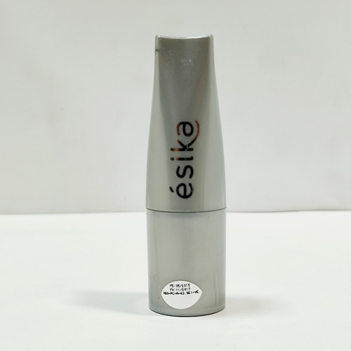 Imagen 1 de 3 de Labial Hidratante Max Duración Esika Color Borgoña 4g