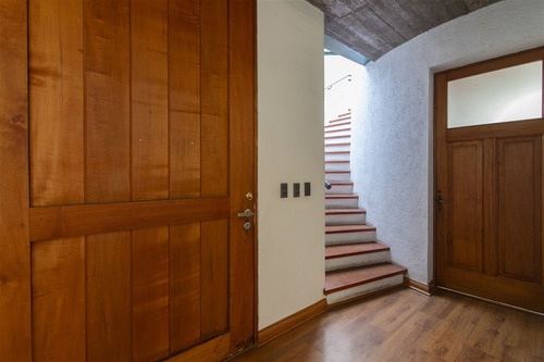Casa En Venta En La Reina Alta ! Vista Verde, Buen Barrio!!