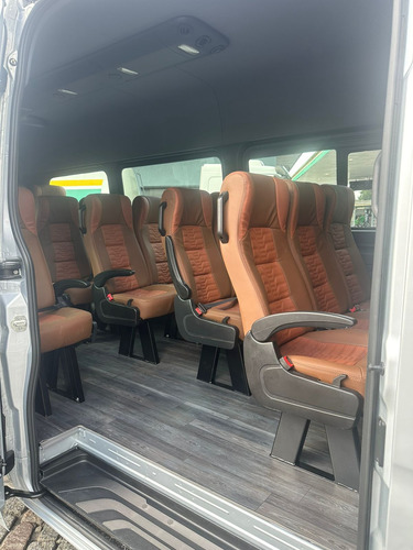 Mercedes-Benz Sprinter 2.0 Van 517 Cdi Extra Longo Teto Alto (21L) 5P Diesel