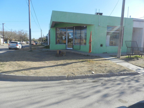 Imagen 10 de 12 de Dos Salones Comerciales En Pio Xii N°1485 Y Zola