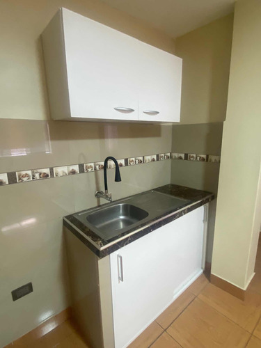 Alquilo Mini Depa ( Incluye Servicios) X Alt. C 3 De La Av. La Molina X Atento Peru