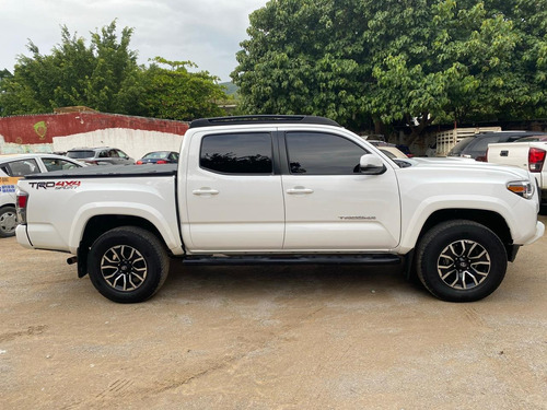 Imagen 3 de 8 de Toyota Tacoma 2020 3.5 Edición Especial 4x4 At