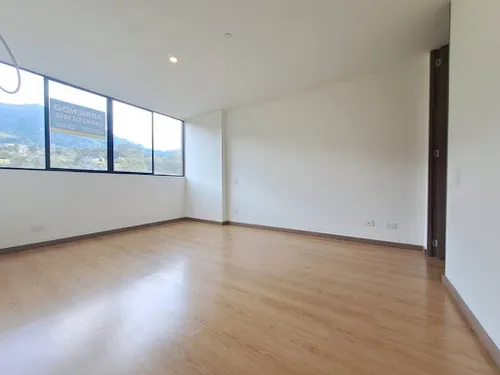 Apartaestudio En Arriendo Loma Del Escobero 743-7407