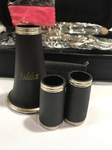 Imagem 2 de 4 de Clarinete Sib/bb Andaluz- Com 2 Barriletes