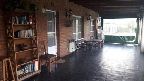 Imagen 4 de 13 de Duplex 4 Amb La Celia Rio Juramento 300 Lote 20x40 Con Renta