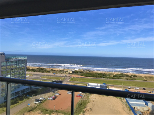 Moderno Apartamento De Dos Dormitorios Con Vista Al Mar - Alquiler Anual