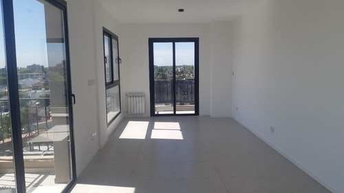 Imagen 3 de 13 de Departamento En Venta En Ituzaingo Norte
