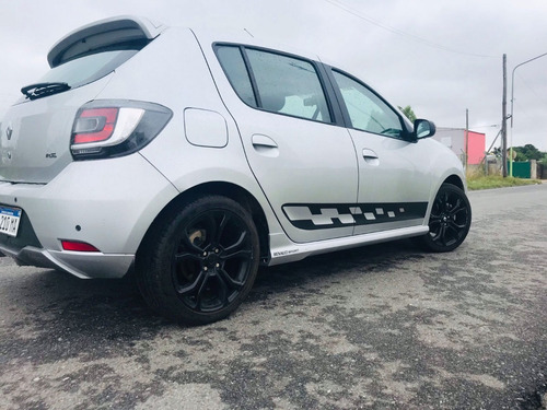 Imagen 4 de 13 de Renault Sandero Rs 2.0