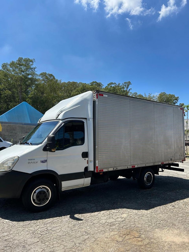 Iveco Daily Chasis 3.0 35S14 3450 Cab. Simples 2P