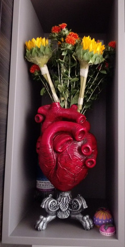 Imagen 4 de 12 de Hermoso Y Original Florero Corazón Anatómico