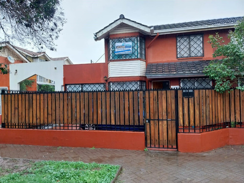 Se Vende Casa 3d 3b Y 3 Est, Barrio Nova Vida, San Bernardo