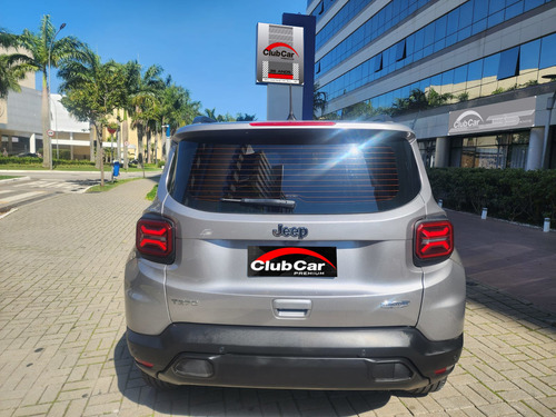 Jeep Renegade RENEGADE LONG. T270 1.3 TB 4X2 FLEX AUT.