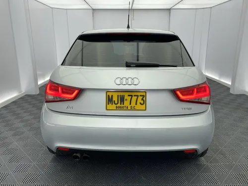 Audi A1 1.4 T TFS ATTRACTION