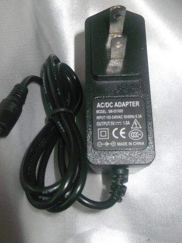 Imagen 3 de 4 de Adaptador Cargador 5v 1a Router Modem 3.5x1.5mm