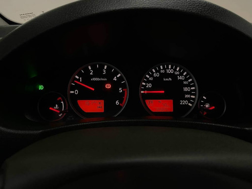 Imagem 10 de 12 de Nissan Frontier Sl 4x4 2.5 16v Tdi At