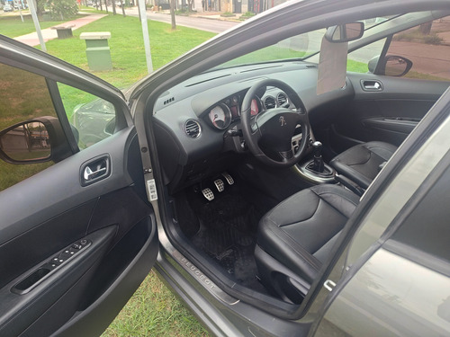Peugeot 308 2.0 Feline 143cv