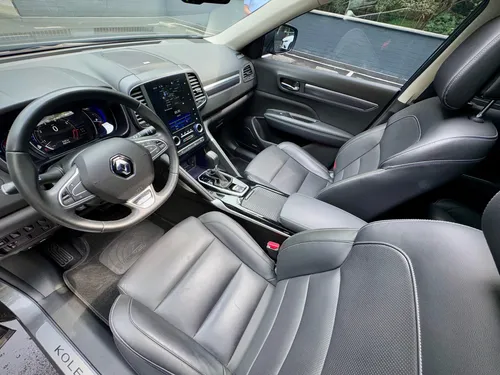 Renault Koleos 2.5 Intens 4X4 Bose