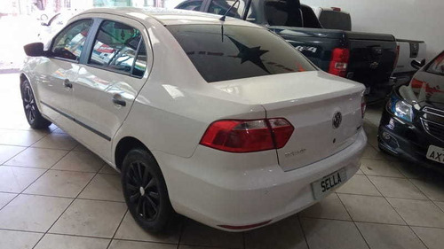 Imagem 4 de 9 de Volkswagen Voyage City Mb 1.6 2015