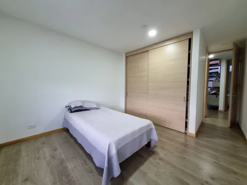 Apartamento En Venta En Loma De Las Brujas. Cod V12407