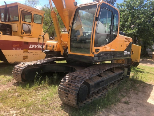 Imagen 5 de 5 de Excavadora Hyundai 220