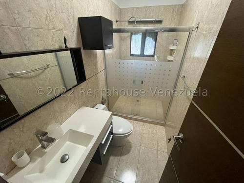 Imagen 9 de 27 de Casa En Venta En Valles De Camoruco Valencia 22-15578 Gerardo Guillén Rentahouse