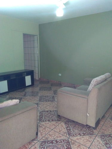 Imagem 17 de 30 de Casa Ampla Com 4 Quartos, Jardim, 4 Vagas De Garagem E 2 Banheiros,