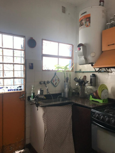 Casa 3 Ambientes Con Jardín En Vicente López