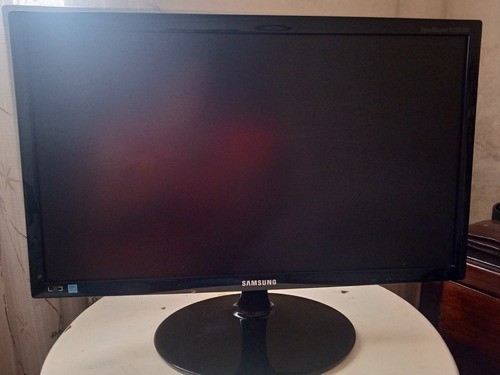 Combo Computador De Escritorio Monitor Cpu Teclado + Mouse (Usado)