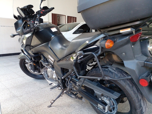 Suzuki V-strom 650cc