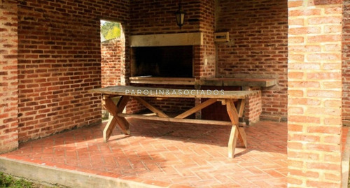 Casa En Venta Y Alquiler De 5 Dormitorios En Punta Del Este - Ref: 3816