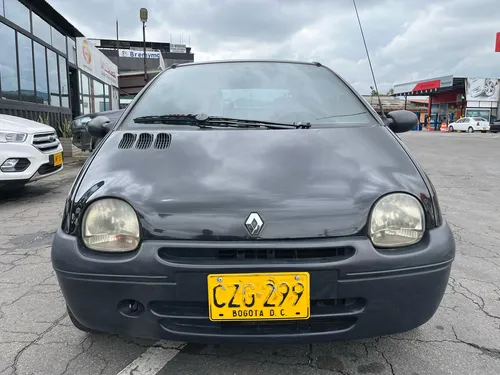 Renault Twingo Authentique 1.2cc MT