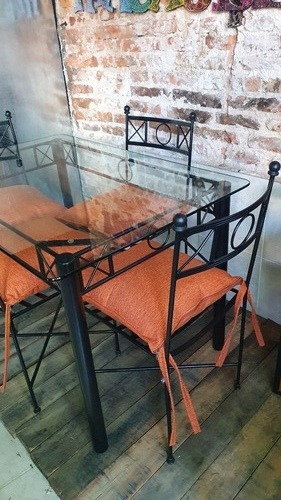 Imagen 4 de 7 de Mesa Comedor 120x80 + 4 Sillas Hierro Cristal 10mm Almohadon