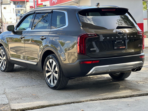 Kia Telluride S