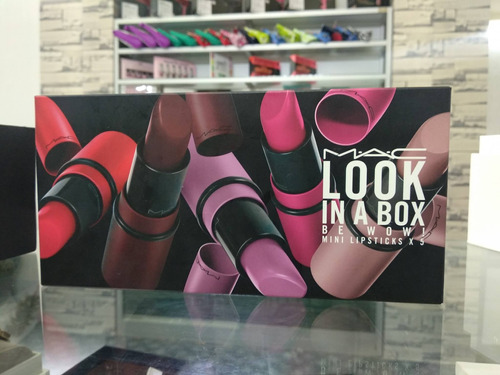 Set Labiales Mate. Mac Look In A Box Little Lipstick