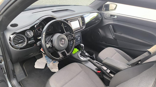 Volkswagen Beetle 2.5 Design