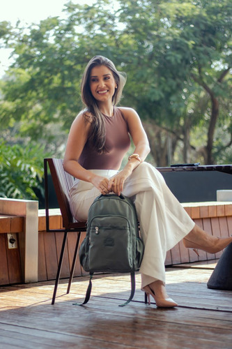 Mochila Juvenil Jumper Moderna Reforçada Escolar Cor Verde-escuro Desenho Do Tecido Liso