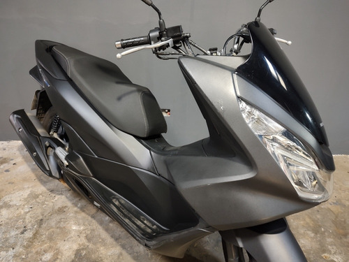 Imagen 2 de 16 de Honda Pcx 150// 2018 // Unico Dueño // 75motos