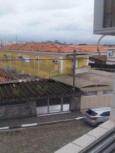 Imagem 26 de 30 de Apto. 02 Dorm. No Catiapoã Grande De Frente Com Garagem Coletiva Prédio C/ 3 Andares - V5689