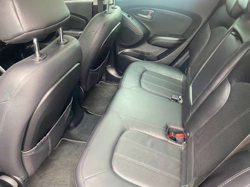 Imagen 10 de 15 de Hyundai Ix35 Limited 2015